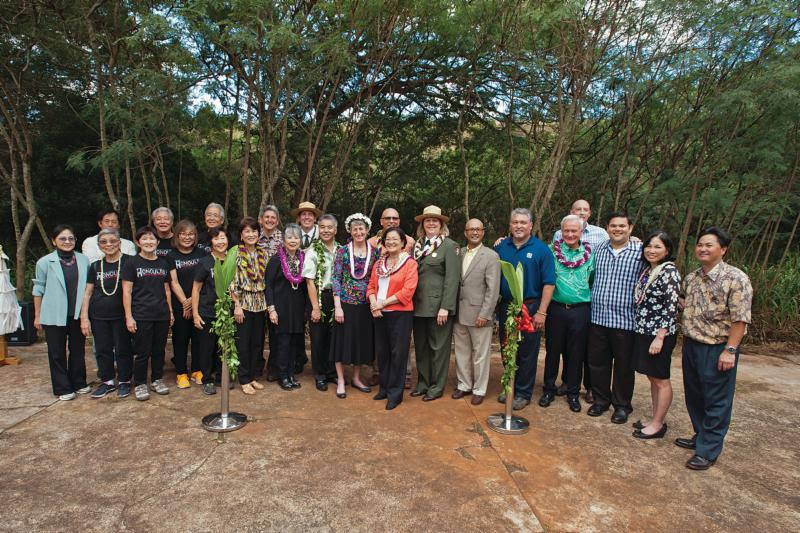 Elected officials, National Park Service staff, and Japanese American community leaders gather for the Honouliuli dedication ceremony. (Photo courtesy Priscilla Ouchida via Rafu Shimpo)