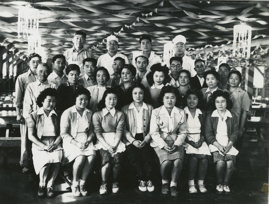 Mess hall staff in Manzanar posing for a group photo