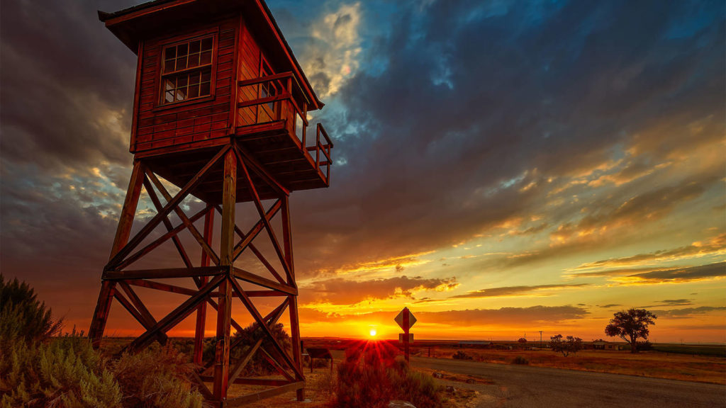A reconstructed guard tower at Minidoka National Historic Site. © Glenn Nelson