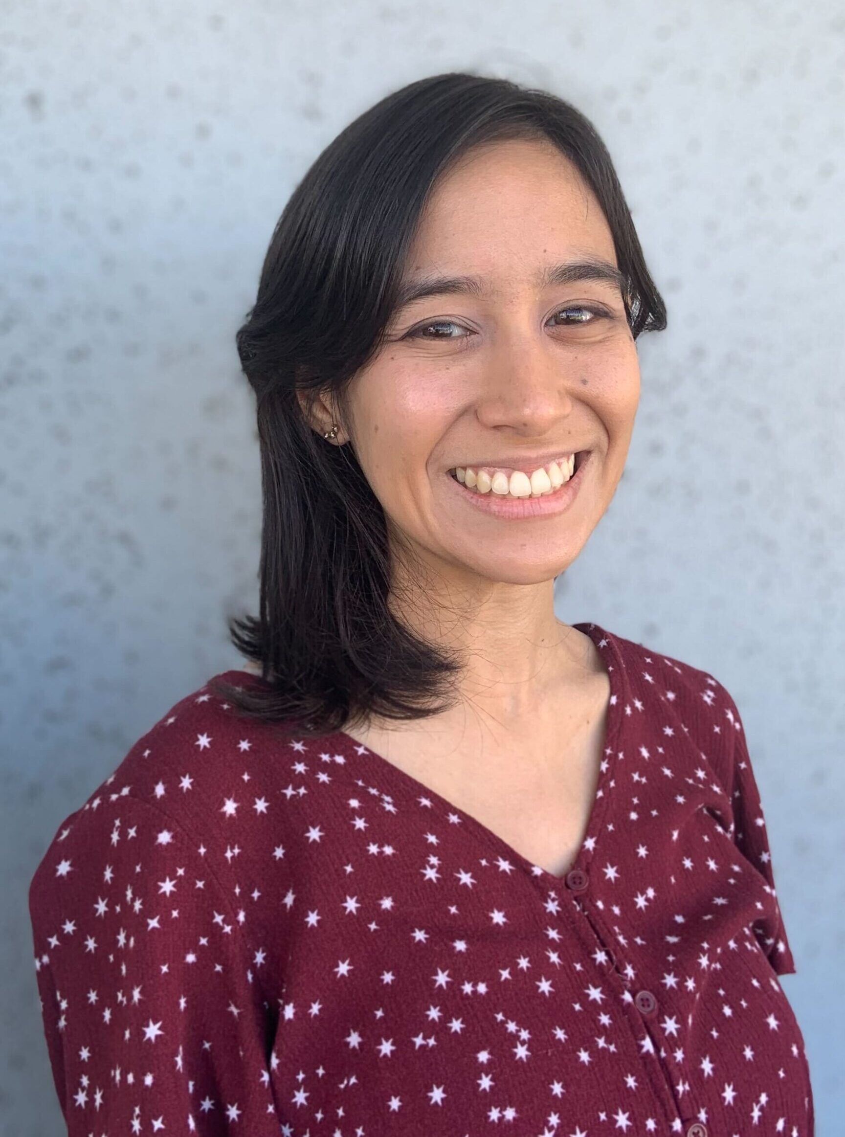 Portrait photo of Rebecca Haynes.