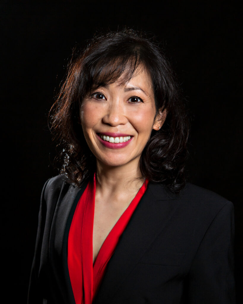 Kelli Y. Nakamura headshot
