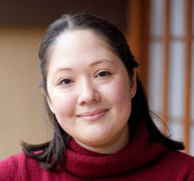 Picture of Lisa Doi.